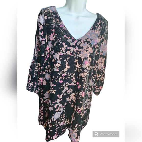 Lulus Dresses & Skirts - Lulus  Dreamy Scene Black Floral Burnout Velvet Long Sleeve Shift Dress …